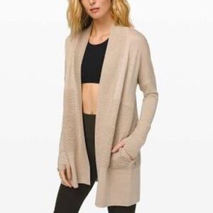 LULULEMON sit in lotus wrap ii heathered sandlot merino wool cardigan size 8